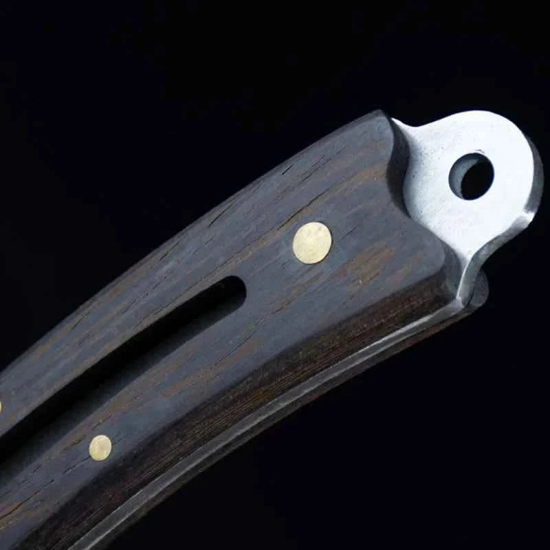 Cuchillo de plumas